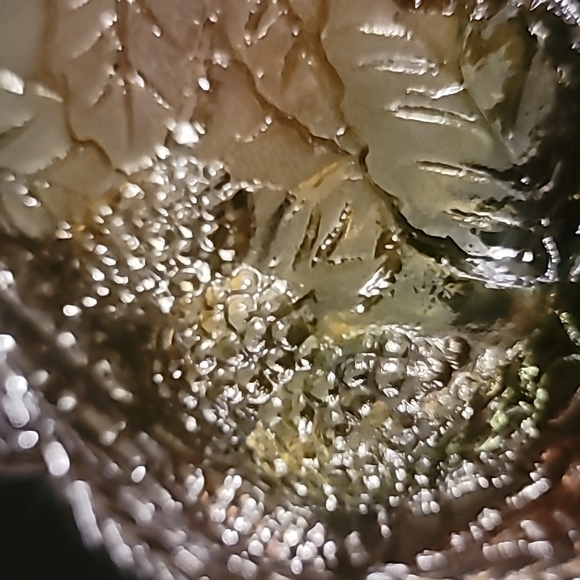 Carnival Glass - Picture 4 of 4